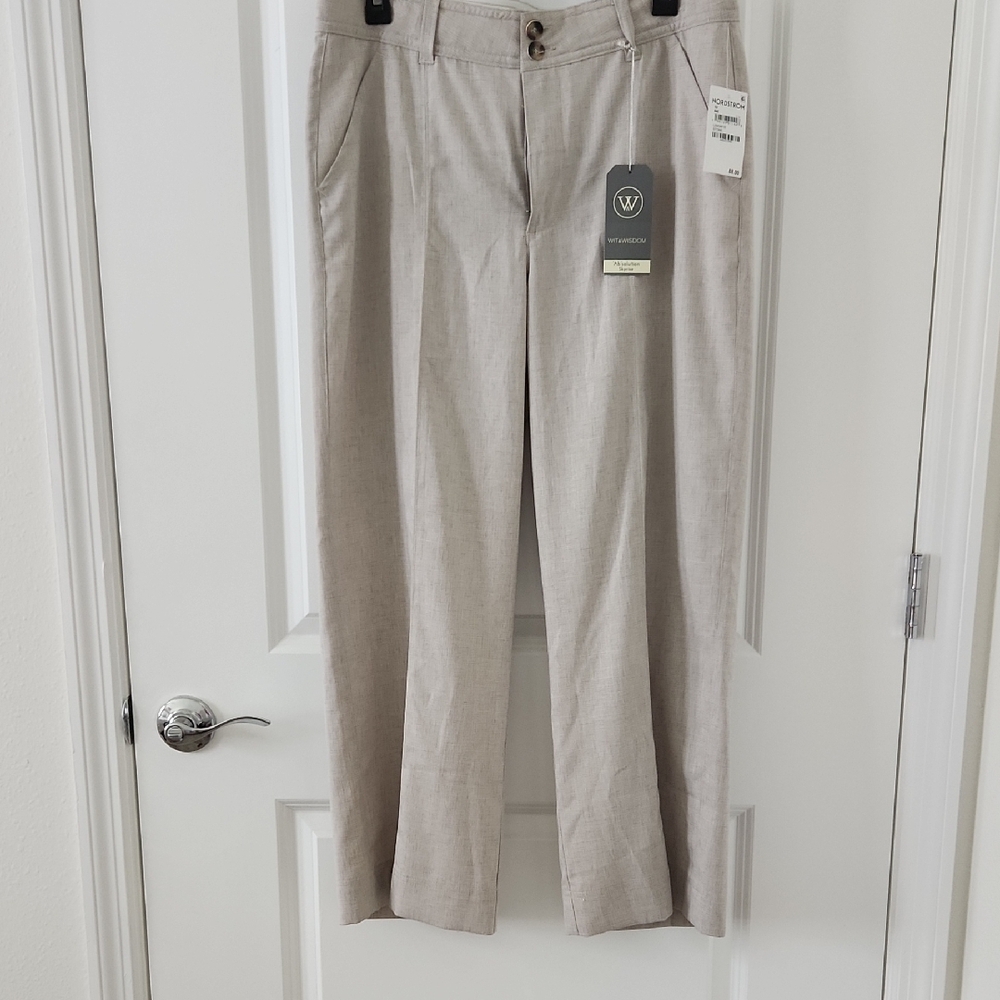 Wit & Wisdom Light Tan Cropped Pants
